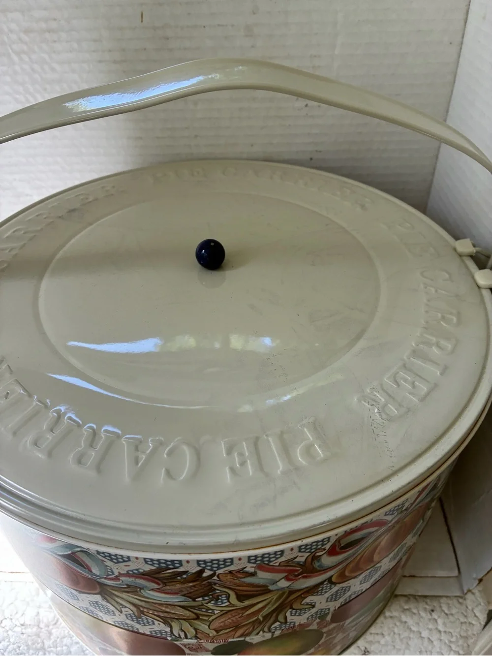 John Derian double pie carrier perfect condition gift